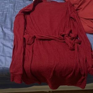 Burgundy dress size xl, it’s to small